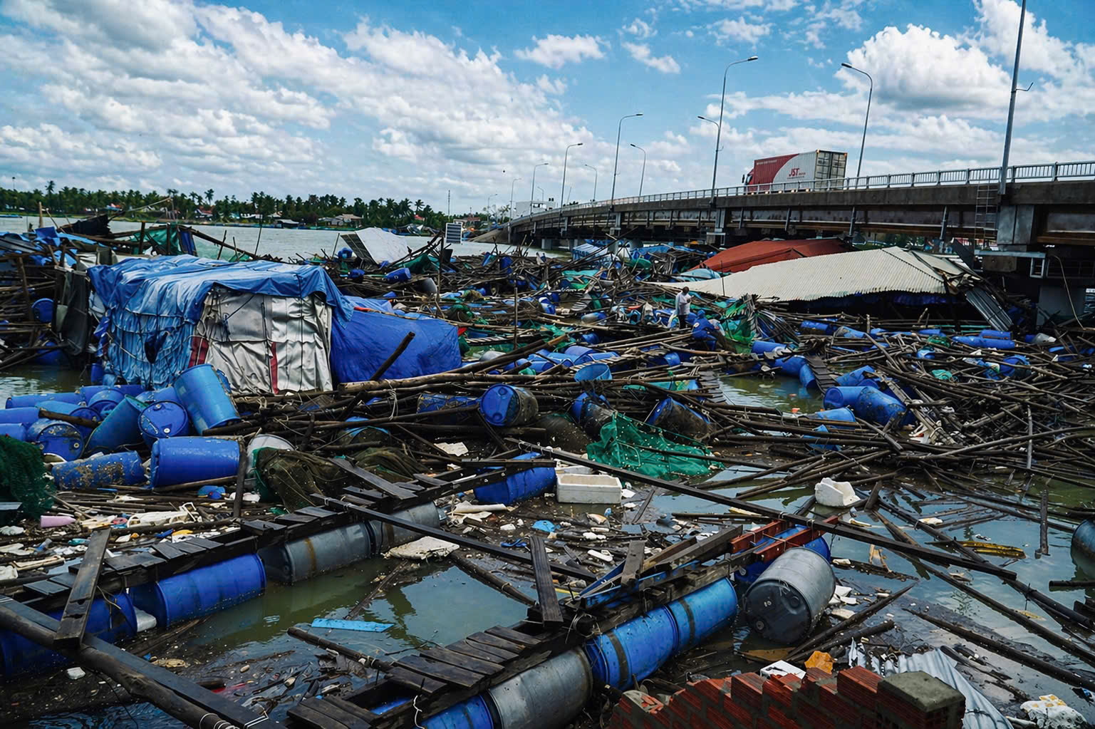 THÔNG BÁO VỀ VIỆC DI DỜI LỒNG, BÈ TẠI KHU VỰC CẦU BÌNH PHÚ